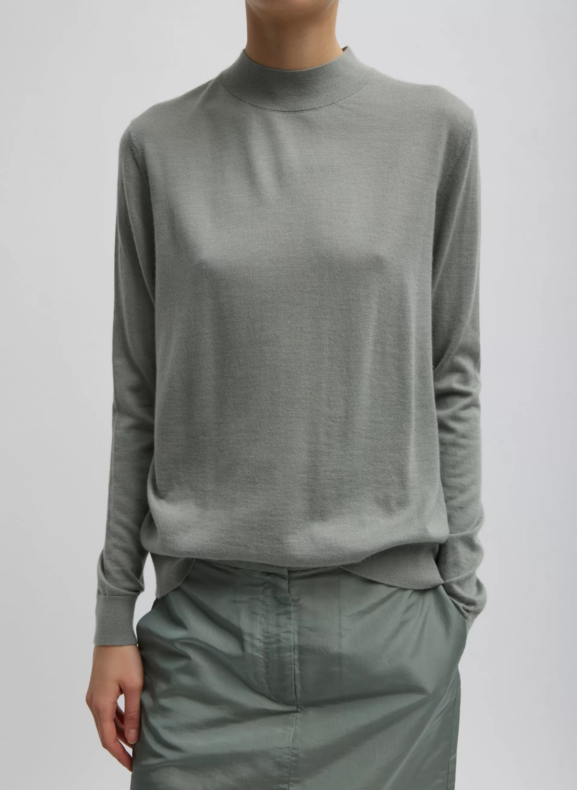 Best Sale Tibi Cashmere Silk Blend Mock Neck Easy Sweater Pumice Grey