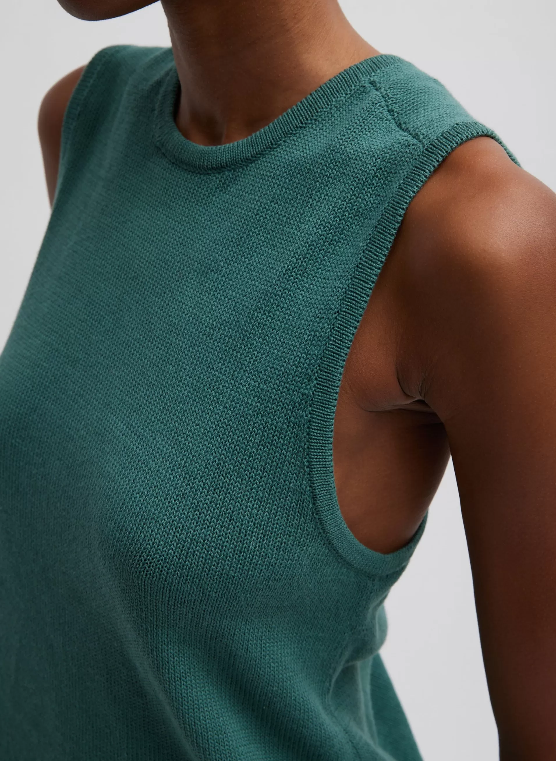 Discount Tibi Cotton Criss Cross Sleeveless Sweater Hunter Green