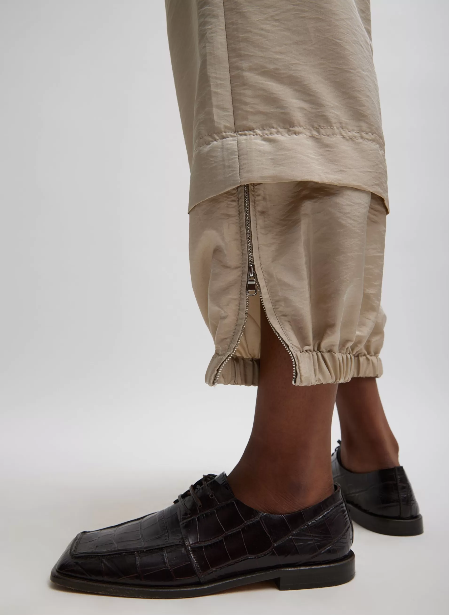 Flash Sale Tibi Crispy Nylon Wilt Pull On Jogger Desert Sand