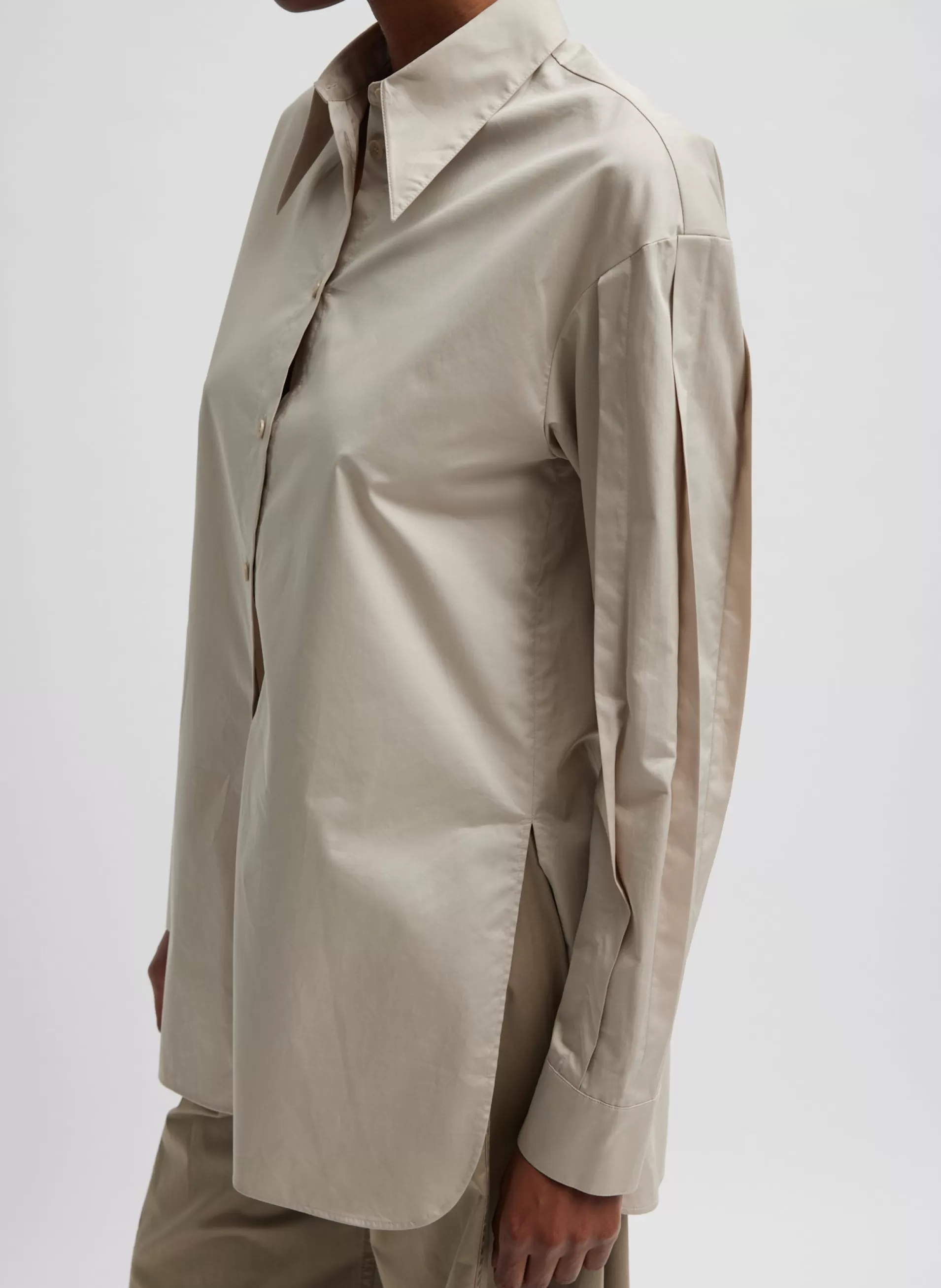 Hot Tibi Eco Poplin Shirt With Tucked Sleeve Light Stone