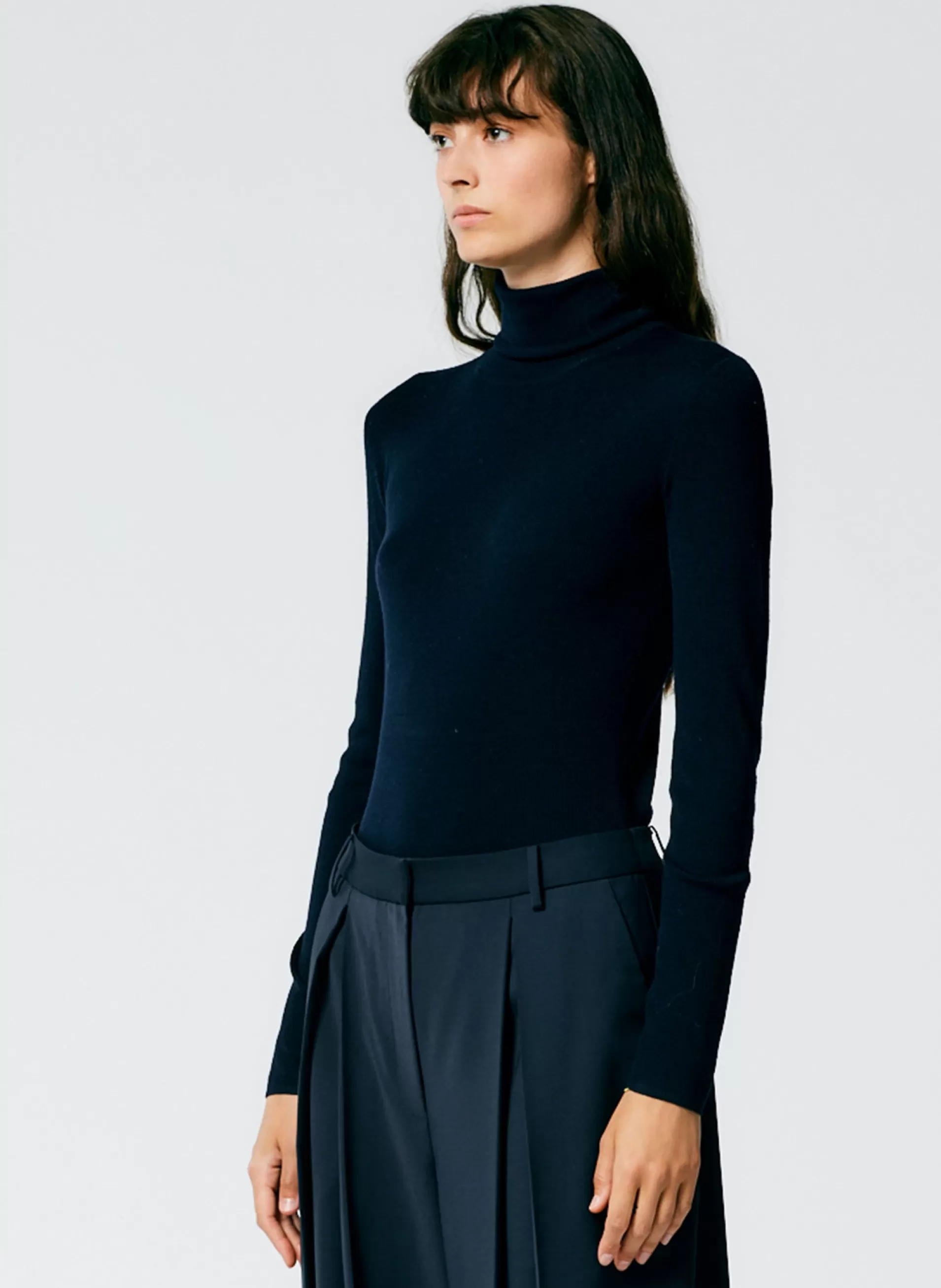 Hot Tibi Featherweight Ribbed Sweater Turtleneck Pullover Navy