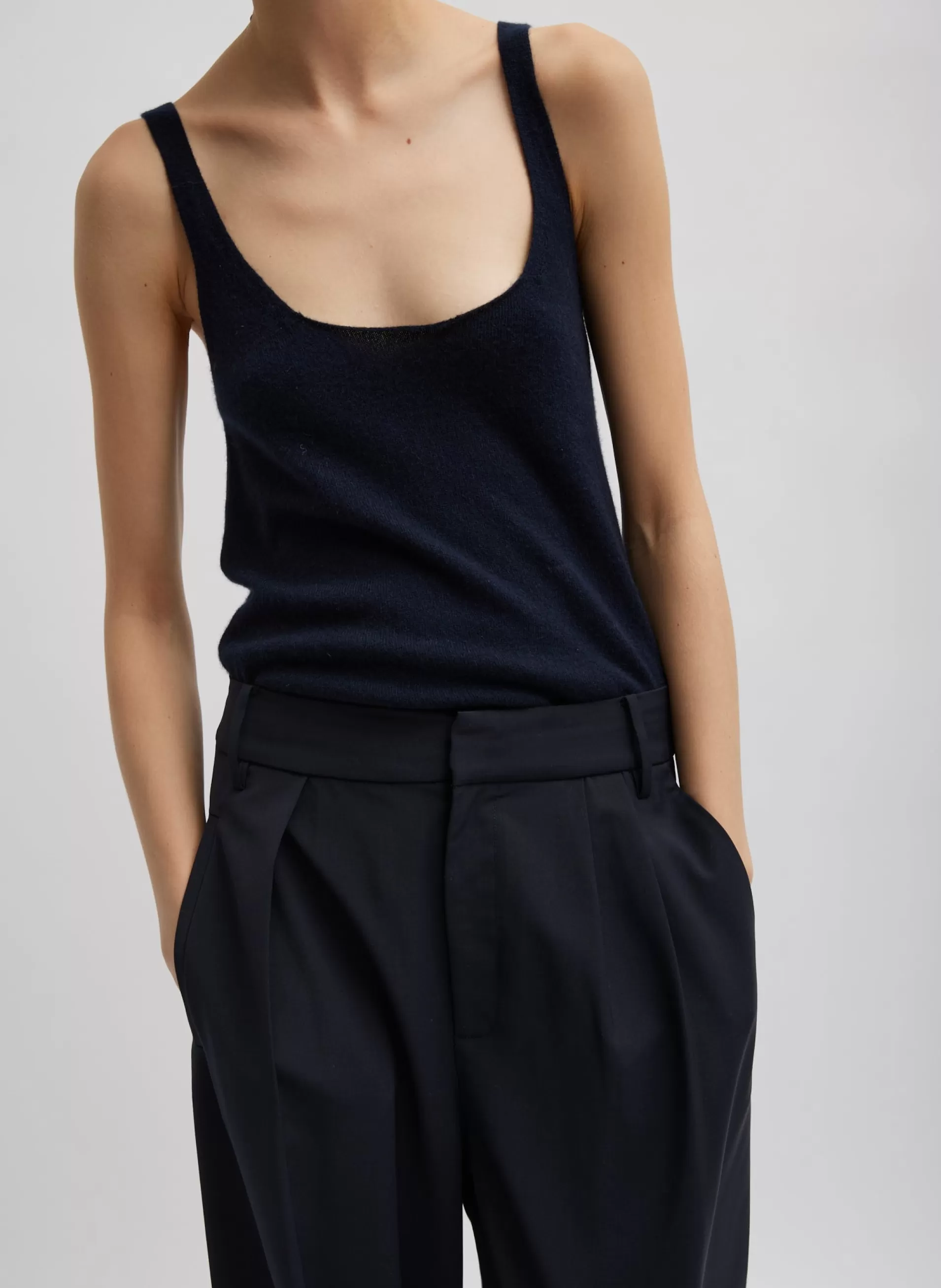 Fashion Tibi Washable Cashmere Tank Sweater Navy